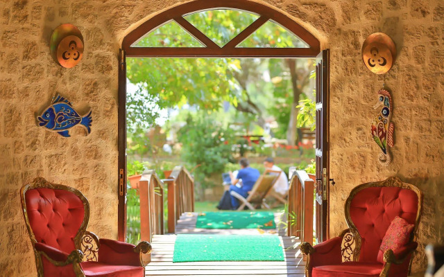 Cetmihan Hotel