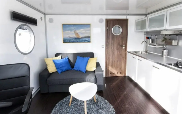 Houseboat Jyväskylä