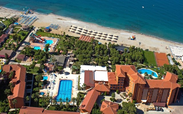 Club Turtas Beach Hotel - All Inclusive