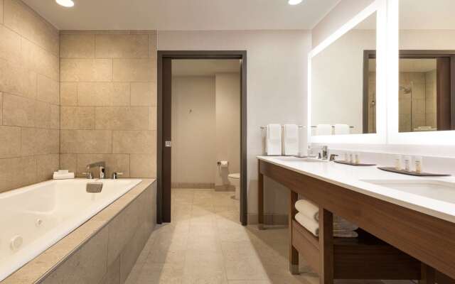 Embassy Suites by Hilton Denton Convention Center