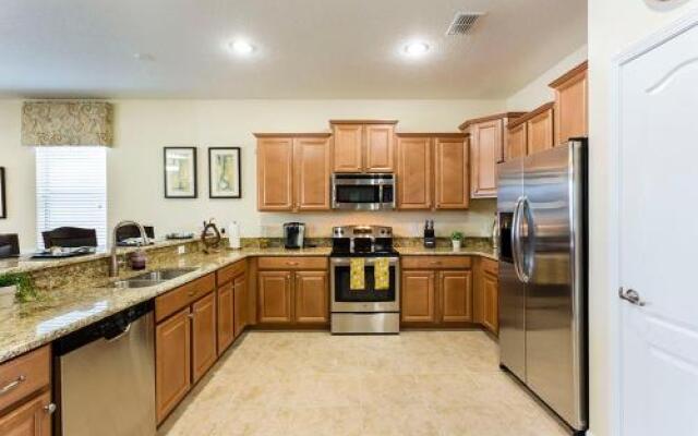 Champions Gate - Eight Bedroom Villa - CG008