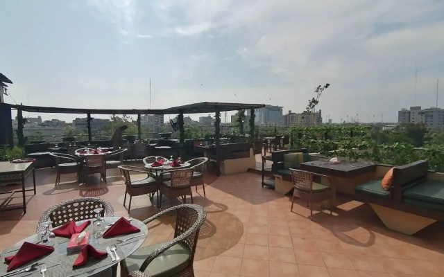 Maisonette Hotel & Resort - Lahore