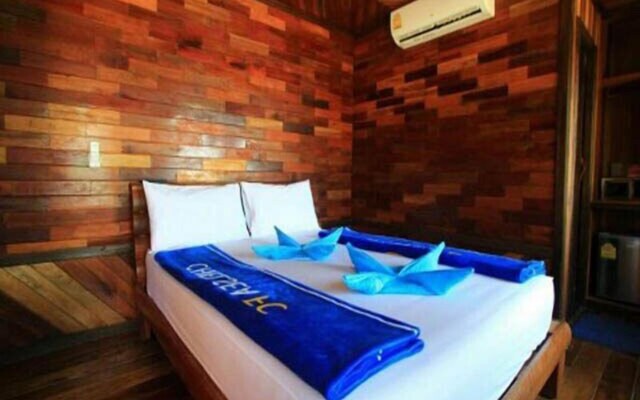 Phi Phi Sand Sea View Resort