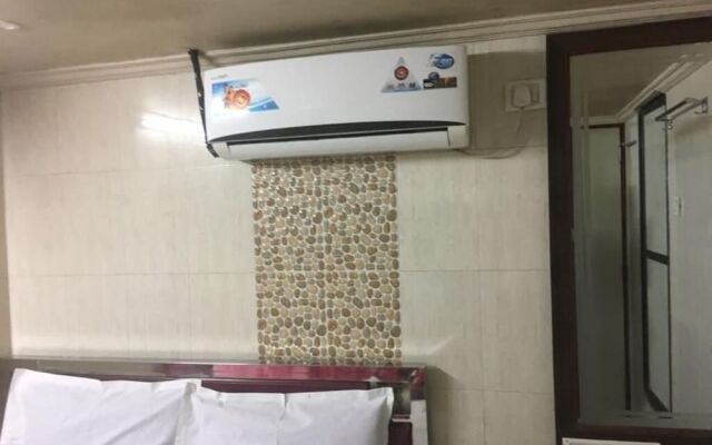 Hotel King Star Near VT Station