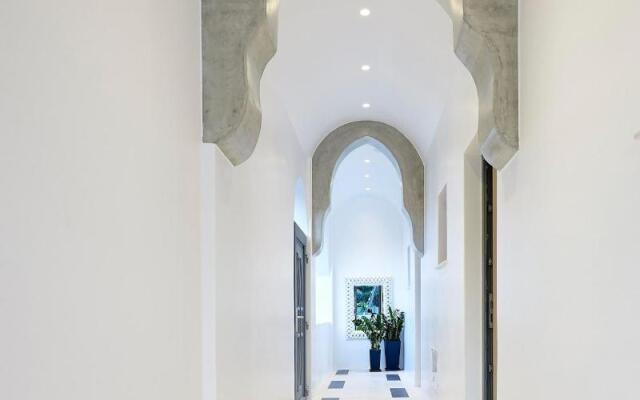 Amara Suites Santorini