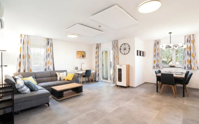 Marina Apartment Ammonite