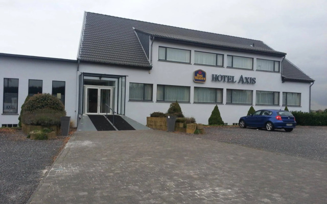 Axis Hotel