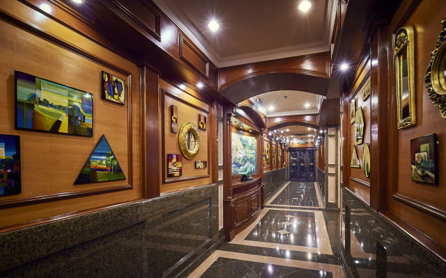 Sherwood Residence