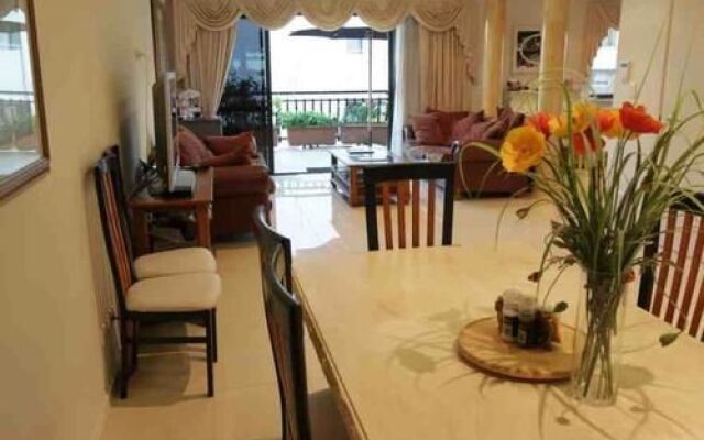 Perth's La Casa Rosa Bed and Breakfast