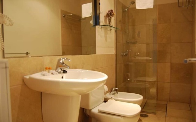 Life Apartments Giralda Suites