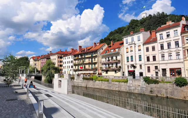 Urban Style Apartments by Loft