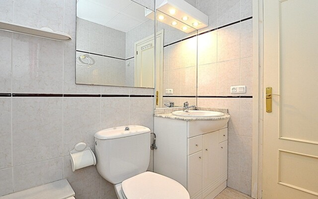Apartment Llaverias-Calafats 171