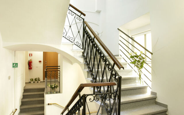 Hotel Cervetta 5