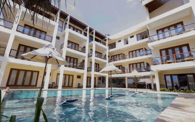 Sapphire Seas Beachfront Villas