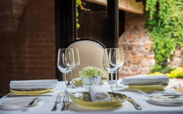 El Convento Boutique Hotel