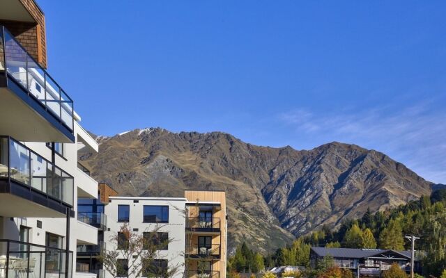 Taha Apartment