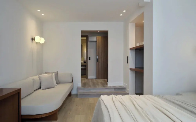 Haya Athens Loftie Suites
