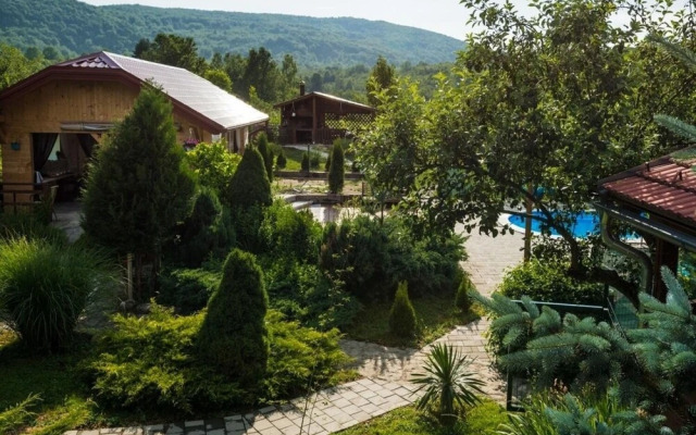 San - With Pool - SA4