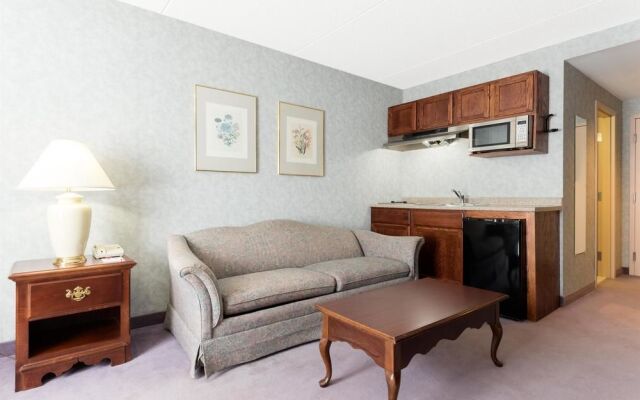 Ramada Amherst/Getzville Hotel And Conference Center