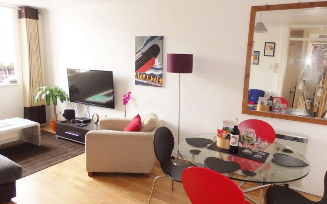 Salisbury Court City Central by BHR Apartments