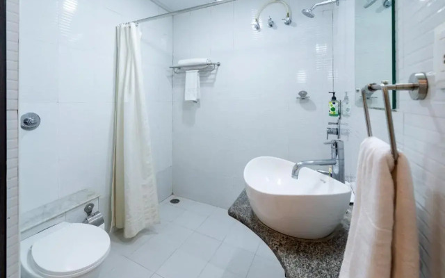 OYO 11137 Hotel Morgen Suites