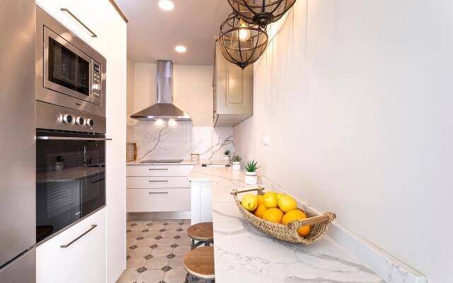 Exclusive 5BD apartment in down town Granada. Recogidas II