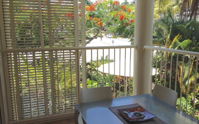 Port Douglas Apartments - Adults Only Oasis