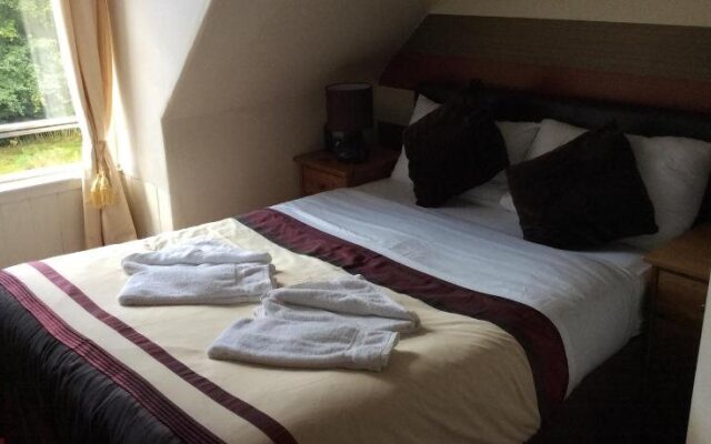 Mayfield Lodge