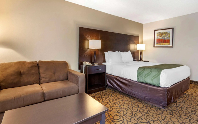 Quality Inn & Suites Escanaba North