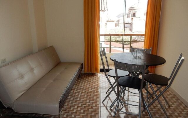 Elva's House