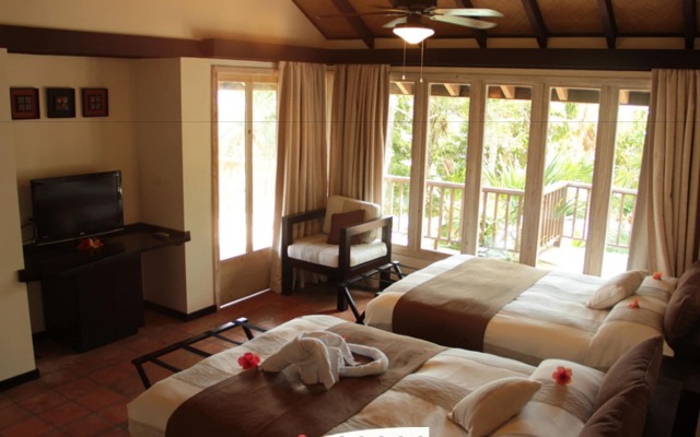 Media Luna Resort & Spa