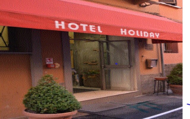 Hotel Holiday