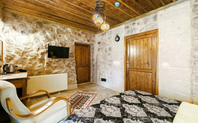 Tuğhan Stone House