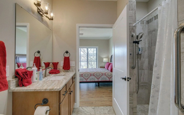 Riverfront Cotter Home: Close to Trout Fishing!