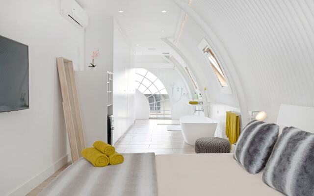 Alexa By Stay Amazing