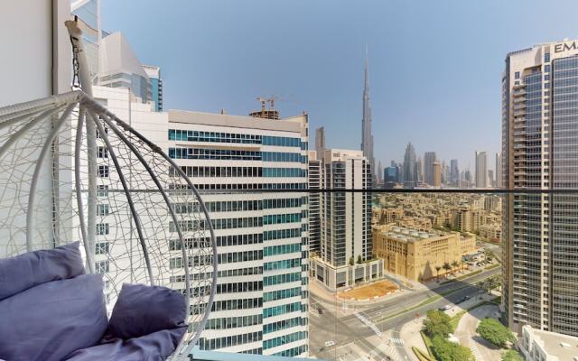 2014 Marquise Square