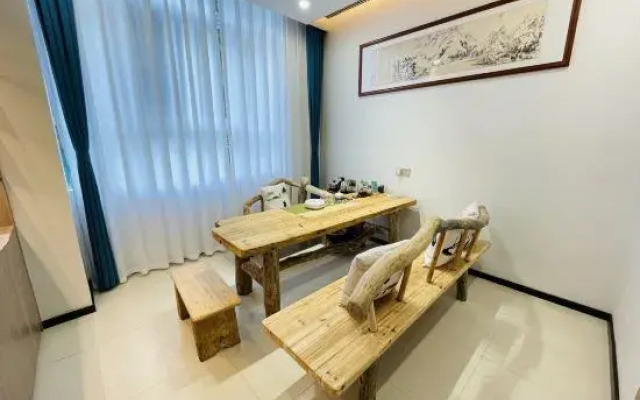 Longyan Wuping Zijin Hotel