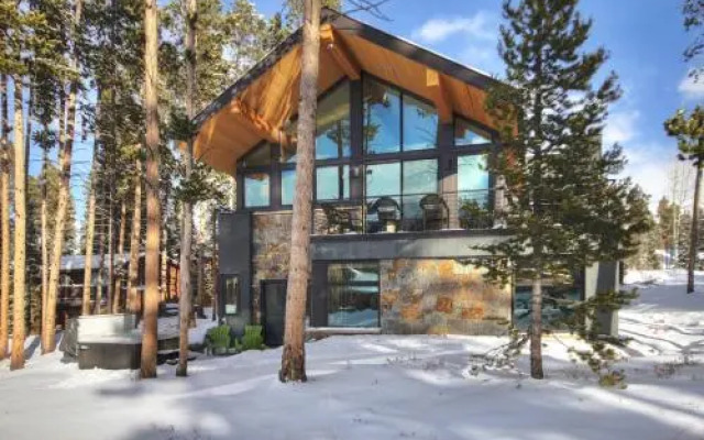 White Cloud Mountain Home
