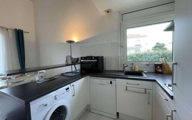 Appartement Saint-Jean-De-Monts, 4 Pièces, 9 Personnes - Fr-1-224c-214