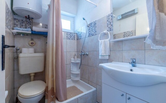 Amazing Home in Sucuraj With Wifi and 1 Bedrooms