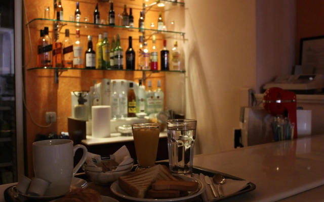 Exis Boutique Hotel