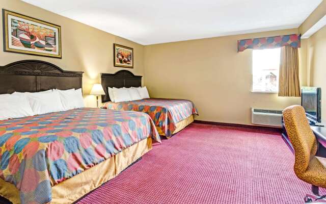 Days Inn & Suites by Wyndham Jeffersonville IN