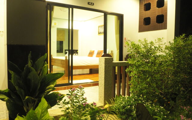 Phongphiphat Lanta Mansion