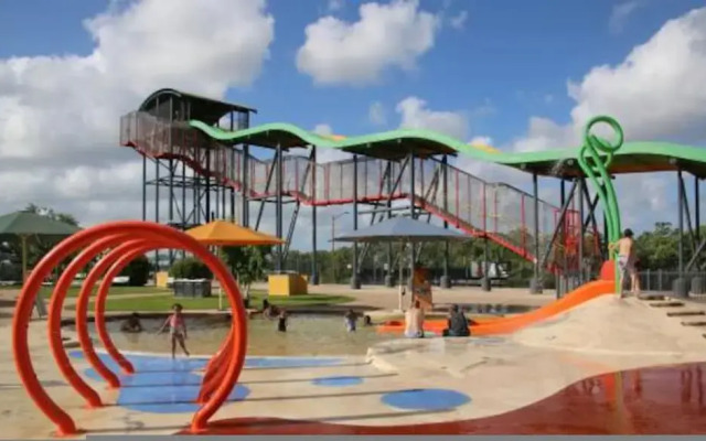 Zenlux Durack Picturesque Tranquil - Pool - BBQ - Golf Course