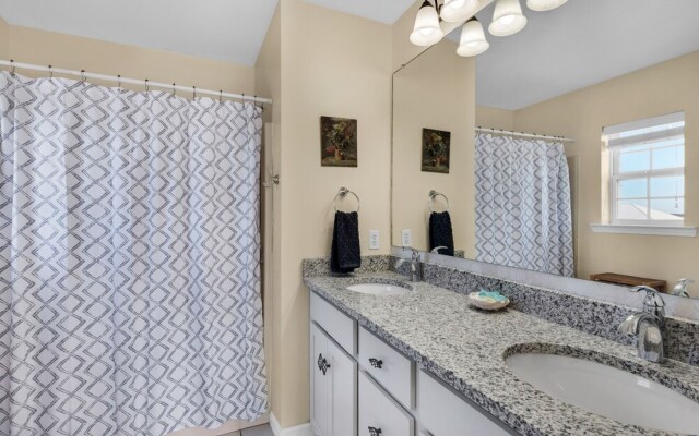 Pelican Roost 2 Bedroom Townhouse by RedAwning