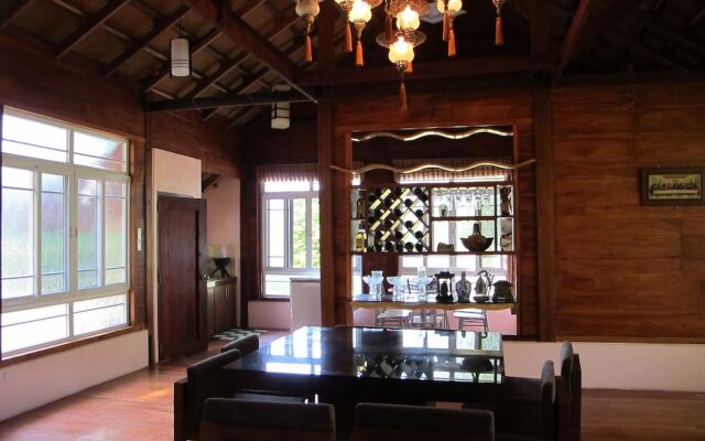Monte Costa Resort