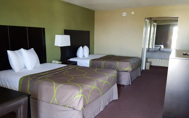 Super 8 Rockwall