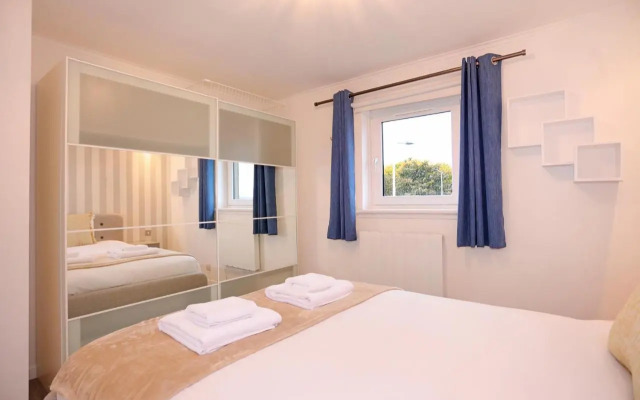 The South Maybury Residence