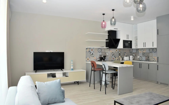 White Moon Apartment 301