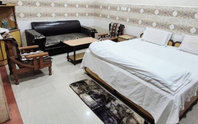 Taj Guest House